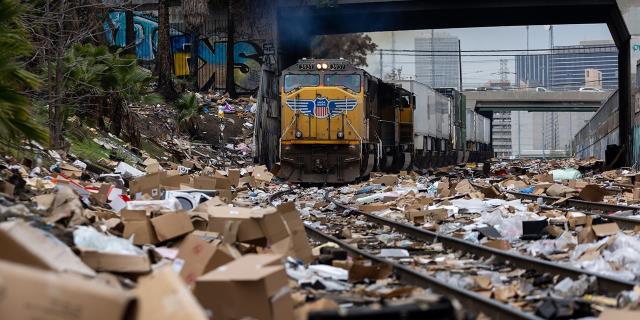 Train robberies in Los Angeles, California